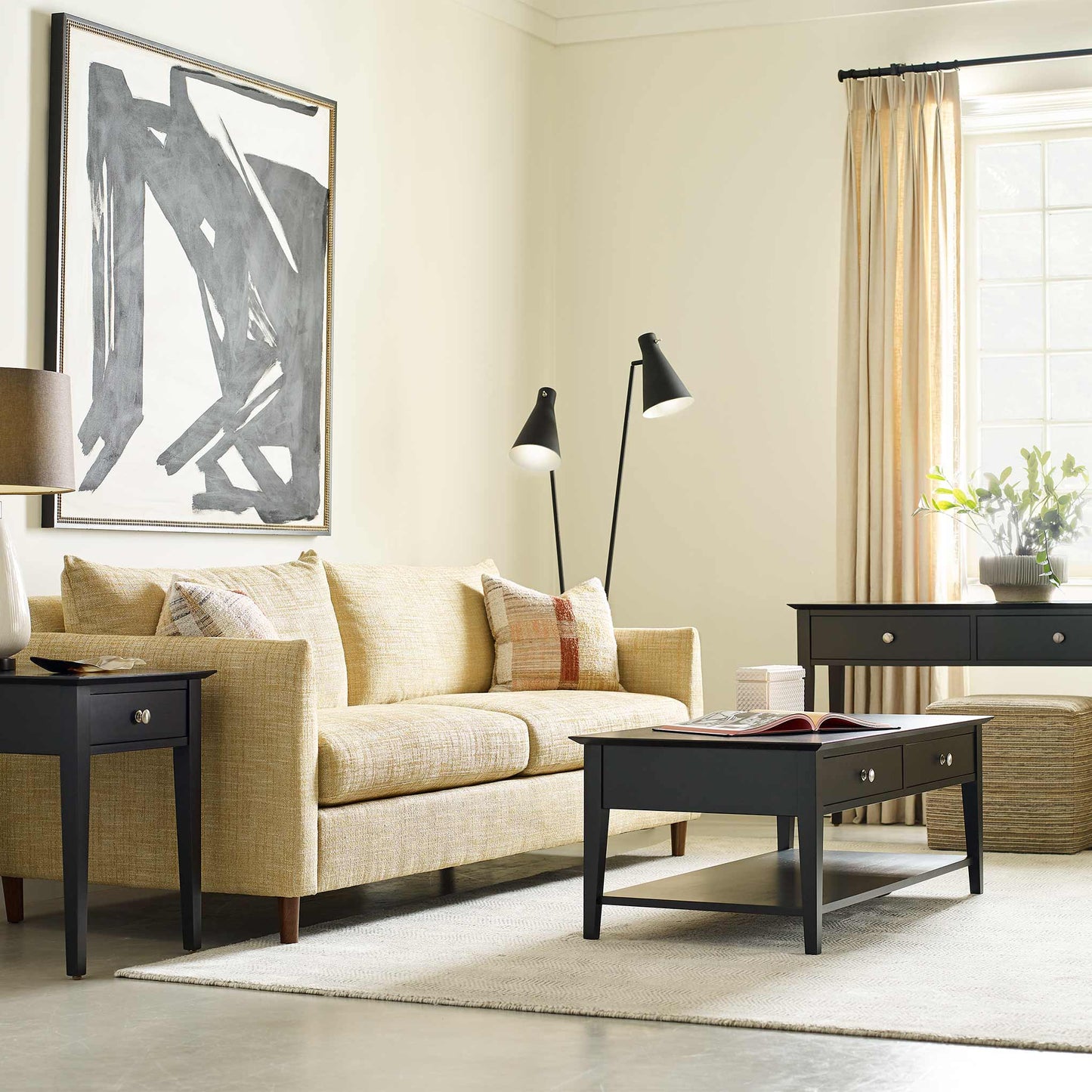 Table d'appoint à un tiroir Gable Road