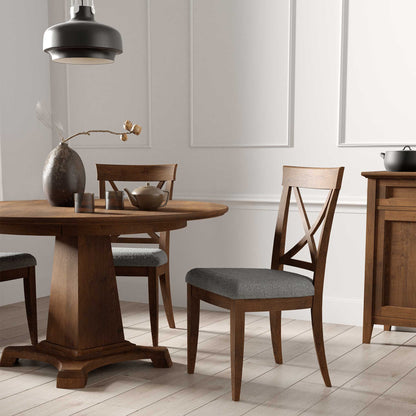 Table à manger ronde Revere de 54 pouces