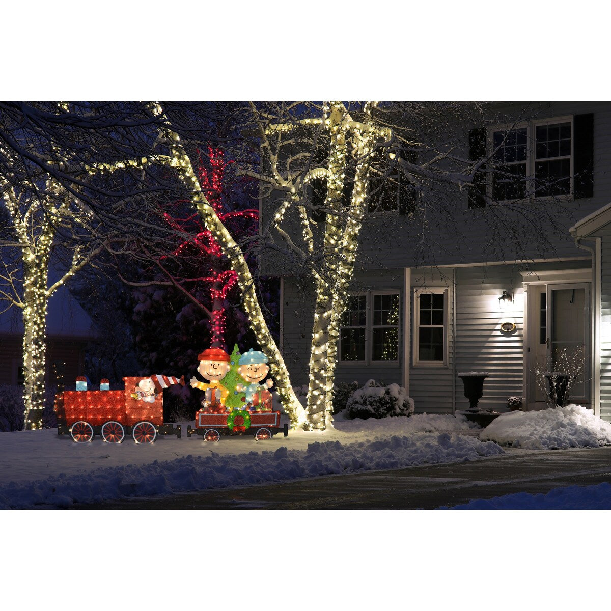 Ensemble de 2 trains Peanuts pré-éclairés à LED 2D Yard Art, 2 pièces