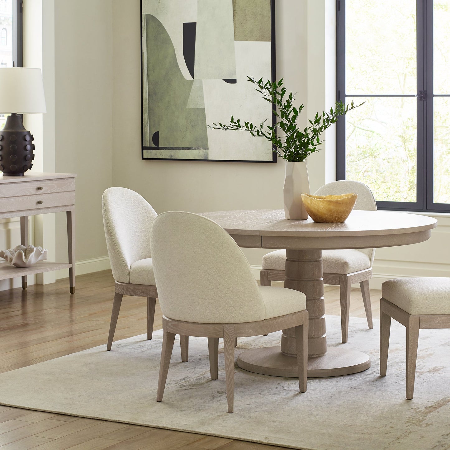 Table ronde sur piédestal Maidstone