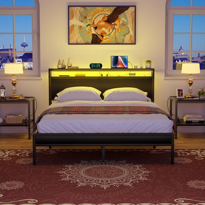 Cadre de lit plateforme en bois de style ferme avec station de charge et lumières LED