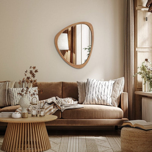 Miroir mural asymétrique en forme de pavé avec cadre en pin