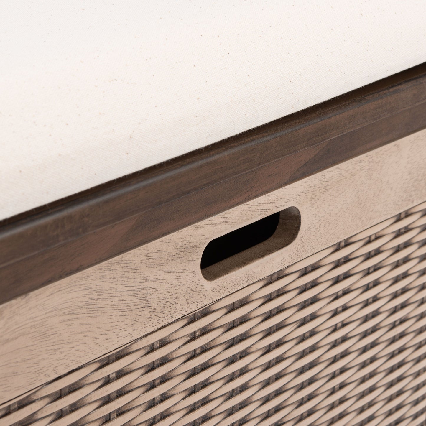 Banc de rangement à 3 tiroirs avec coussins SAFAVIEH Fiorello - 47,3 L x 15 L x 19 H - 47 L x 15 P x 19 H