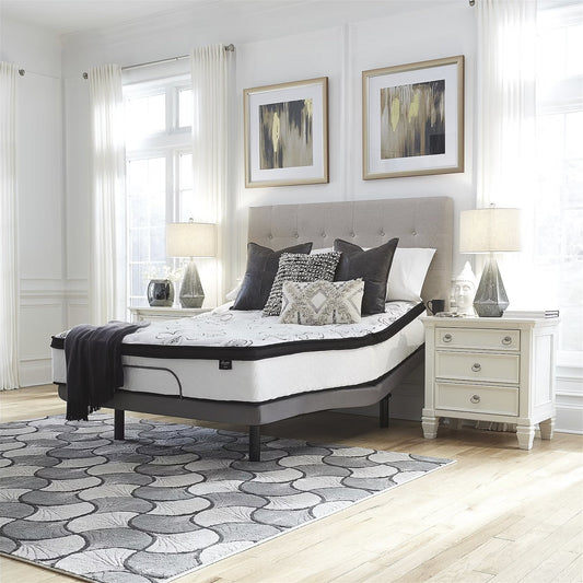 Matelas hybride Signature Design by Ashley Chime de 12 pouces dans une boîte