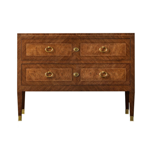Commode de style ancien